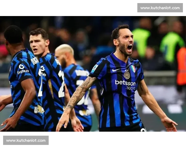 国米标价 3500 万欧难寻买家，恰尔汗奥卢或降薪加盟加拉塔萨雷