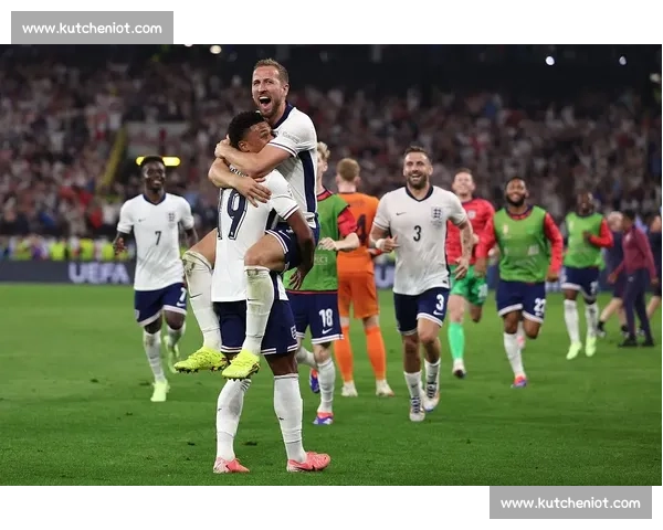 格洛赫远射制胜当选世俱杯最佳 红牛 2-1 帕丘卡